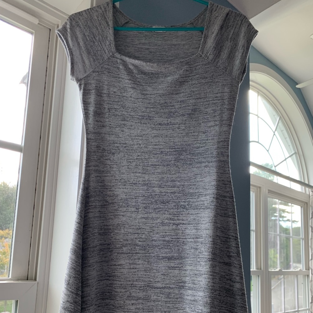 grey dress